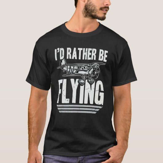飛行機を飛ばすのが好きな人の趣味と興味 Tシャツ (正面)