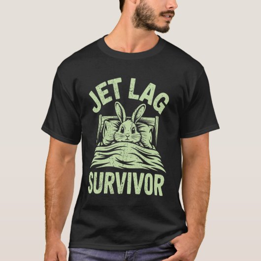 飛行機旅行のユーモア ジェットラグの生き残り Tシャツ (正面)