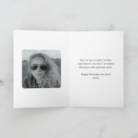 飛行機熱狂する、かわいいピンクの紙飛行機 カード (内部)