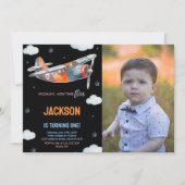飛行機誕生日招待状ブラックオレンジw写真 招待状 (正面)