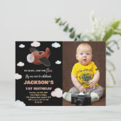 飛行機誕生日招待状ブラックブラウンw写真 招待状 (スタンド正面)