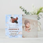 飛行機誕生日招待状ブルーブラウンW写真 招待状 (スタンド正面)