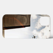 飛行機飛んでいるの建物 Case-Mate iPhoneケース (裏面 (横))