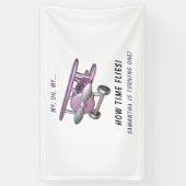 飛行機 わぁ 時間の経つのが早いわ 初めての誕生日 横断幕 (縦)