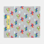 飛行機、ヘリコプターと雲マンガLtグレー、名前 フリースブランケット (正面(横))