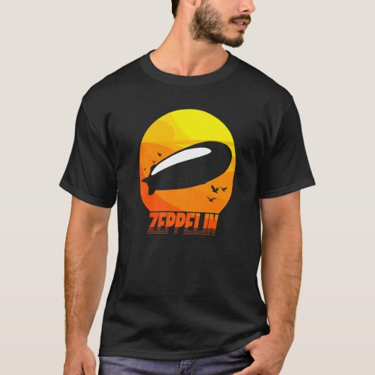 飛行船タンク航空機レトロヴィンテージゼップ Tシャツ (正面)