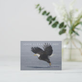 飛行-両面カスタム--を取っている愛国心が強いワシ 名刺 (スタンド正面)