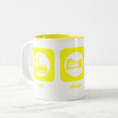 食べて下さい。 睡眠。 スキー。 マグ (正面左)