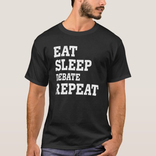 食べる寝る議論繰り返し 皮肉 Tシャツ (正面)
