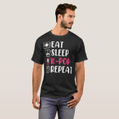 食べる寝るK-Pop繰り返す Tシャツ (正面フル)