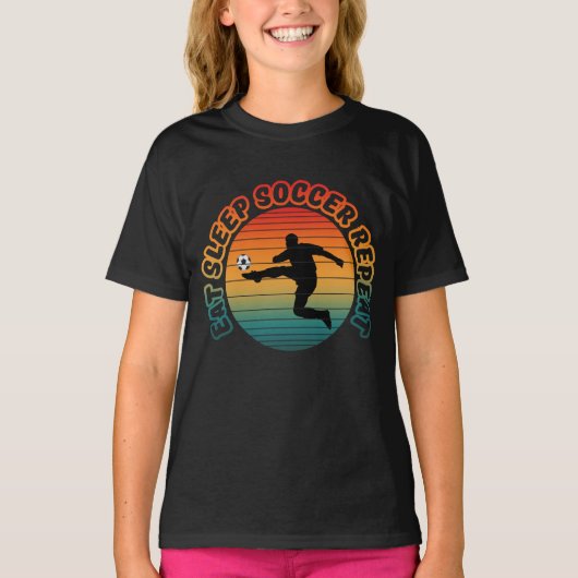食べる 睡眠 サッカー 繰り返す Tシャツ (正面)