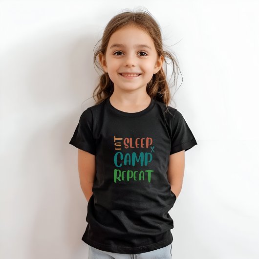 食べスリープキャンプリピート – 究極のキャンピングライフ Tシャツ