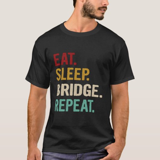 食べスリープブリッジおもしろいリピートBridge PlayerカードG Tシャツ (正面)