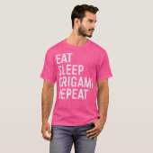 食べ寝折り紙が折り紙をおもしろい繰り返す Tシャツ (正面フル)