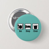 食べ寝洗いかわいいメイドサービスティール(緑がかった色)清掃 缶バッジ (正面&裏面)