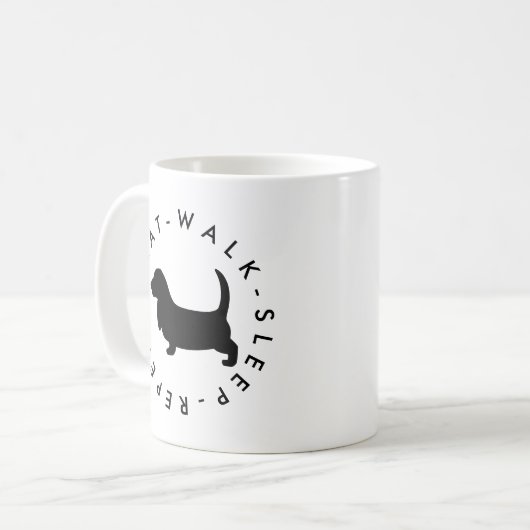 食べ歩きニットの繰り返しソーセージ犬のギフト コーヒーマグカップ (正面左)