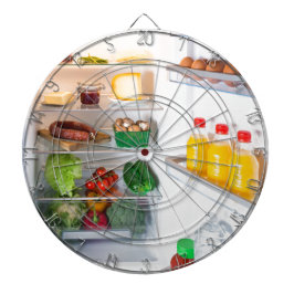 食べ物でいっぱいのオープン冷蔵庫 ダーツボード