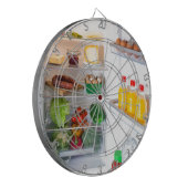 食べ物でいっぱいのオープン冷蔵庫 ダーツボード (正面左)