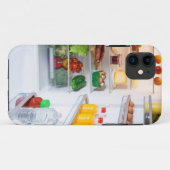 食べ物でいっぱいのオープン冷蔵庫 Case-Mate iPhoneケース (裏面(横))