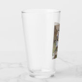 食べ物を与えのニワトリ（ウォルター・フレドリック・オズボーンによる） タンブラーグラス (右)