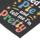 食べ物を与えパイと感謝祭の事を言かわいらしえ ショートテーブルランナー (コーナー)