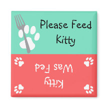 食べ物を与え猫