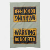 食べ物を与え警告 – 金属の警戒標識 キッチンタオル (縦)