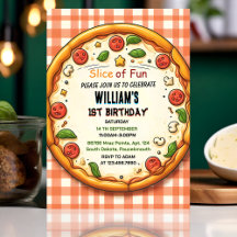 食べ物男の子の10代のピザ最初の1誕生日