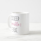 食べ眠りスパークルリピーターピンクとブラック型引用文 コーヒーマグカップ (正面左)