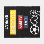 食べ眠るサッカー フリースブランケット (正面(横))