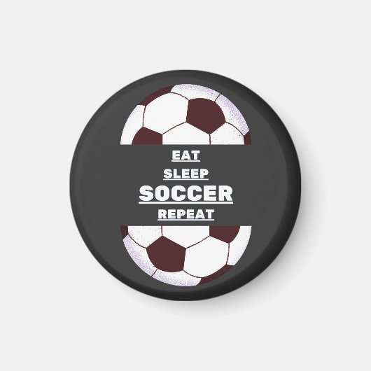 食べ眠るサッカー マグネット (正面)