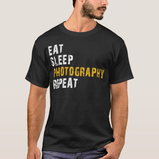 食べ睡眠写真 Tシャツ (正面)