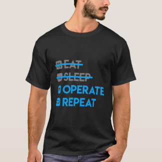 食べ睡眠操作リピーターおもしろいドクタースス Tシャツ
