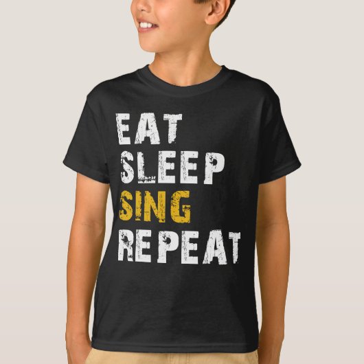 食べ睡眠繰り Tシャツ (正面)