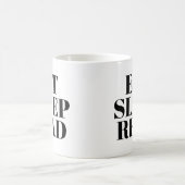 食べ読眠口 |かわいい本の恋人のスローガンMUG コーヒーマグカップ (中央)
