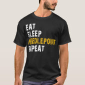 食べ針 Tシャツ (正面)