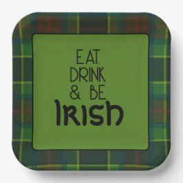 食べ飲み物とビーアイリッシュ紙プレート ペーパープレート