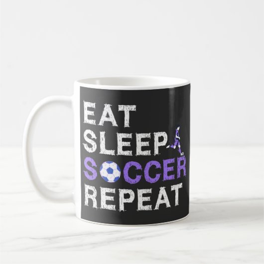 食べ+スリープ+サッカー+リピート コーヒーマグカップ (左)