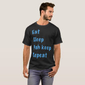 食べ、寝て、魚を飼って、繰り返す Tシャツ (正面フル)