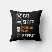 食べ.眠れ。パンプキンスパイス。繰り クッション (裏面)