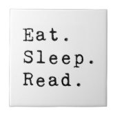 食べ.眠れ。読. タイル (正面)