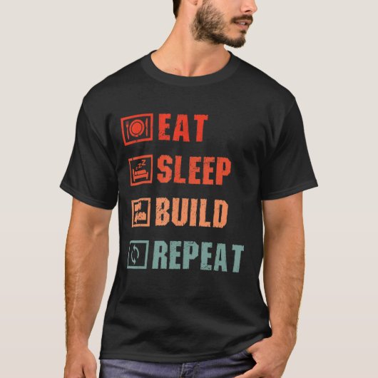 食べMaster Builderビルドの再おもしろい実行 Tシャツ (正面)