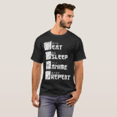 食べSleep Anime Repeatマンガ Tシャツ (正面フル)