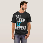 食べSleep Fly Repeat Tシャツ (正面フル)
