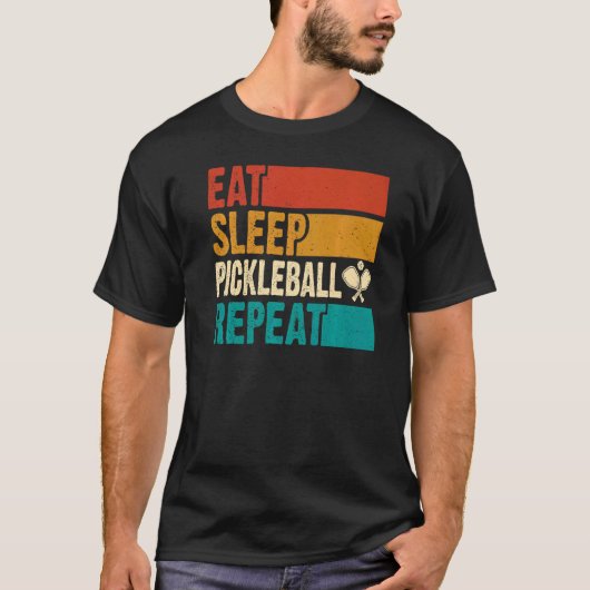 食べSleep Pickleball Repeatの遊Pickleball Pl Tシャツ (正面)