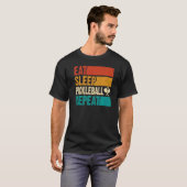 食べSleep Pickleball Repeatの遊Pickleball Pl Tシャツ (正面フル)