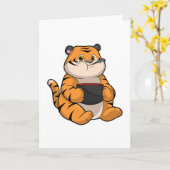 食事中に器を持つ虎 カード (黄色い花)