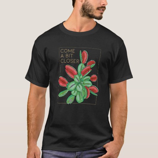 食虫植物がちょっと近づいて Tシャツ (正面)