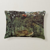 飢えたライオンbyアンリ・ルソー，ヴィンテージ野生動物 アクセントクッション (裏面)