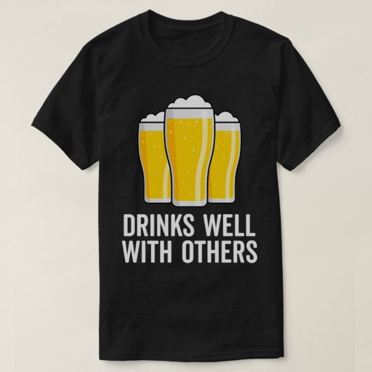 飲みおもしろいことわざビアグラフィック飲み物 Tシャツ (デザイン正面)